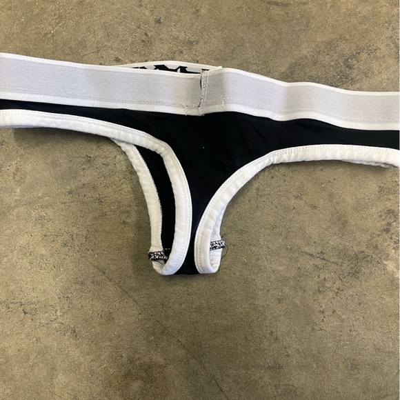 Body tech thong men’s in black and white size S - Picture 3 of 3